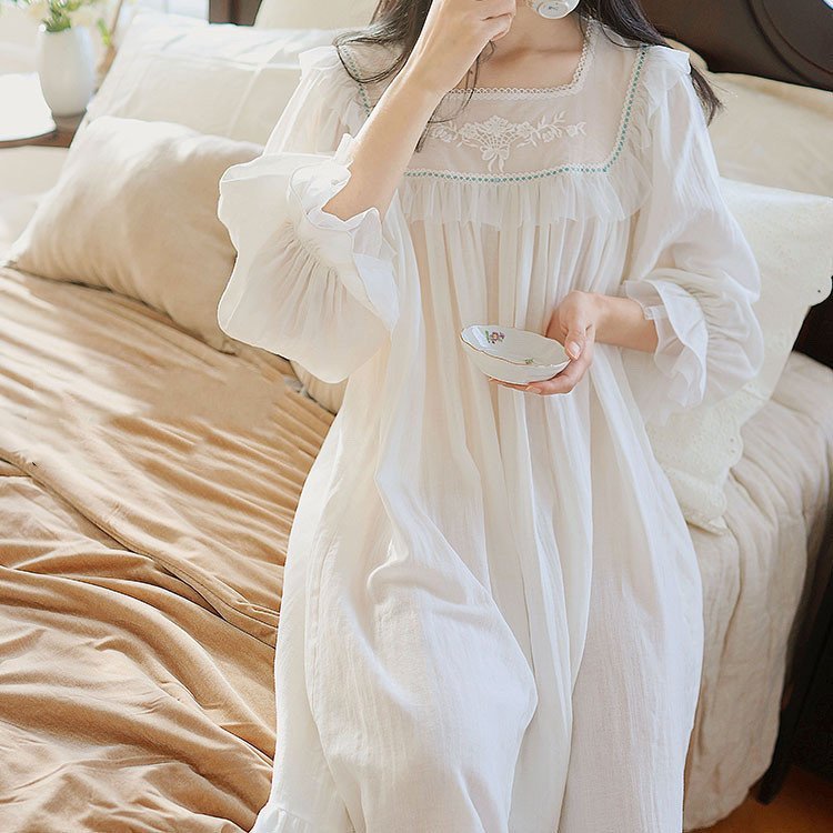 Princess Loungewear French Lace Vintage Long Sleeve Nightdress